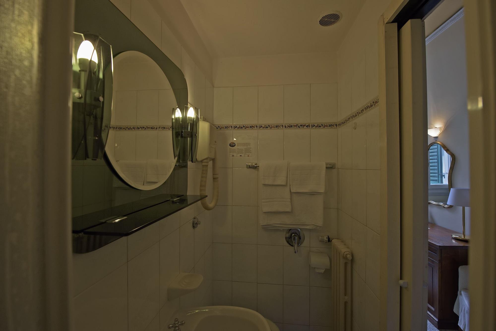 Bivigliano Giotto Park Hotel מראה חיצוני תמונה