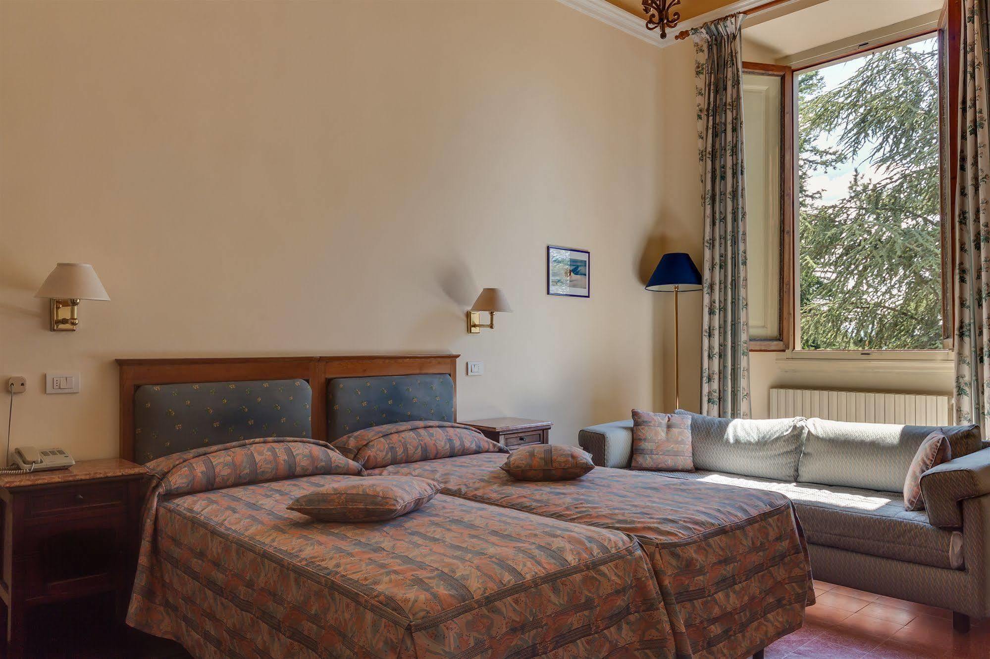 Bivigliano Giotto Park Hotel מראה חיצוני תמונה