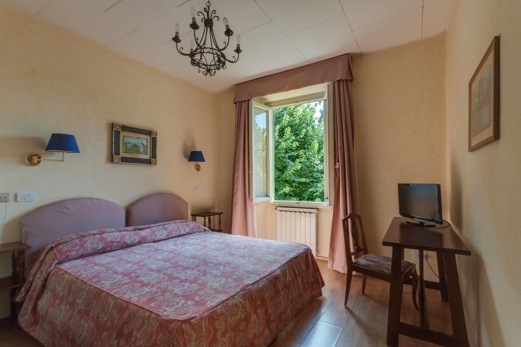 Bivigliano Giotto Park Hotel מראה חיצוני תמונה